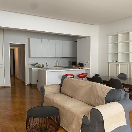 Apartment In Fancy Athenian Neighbourhood ภายนอก รูปภาพ