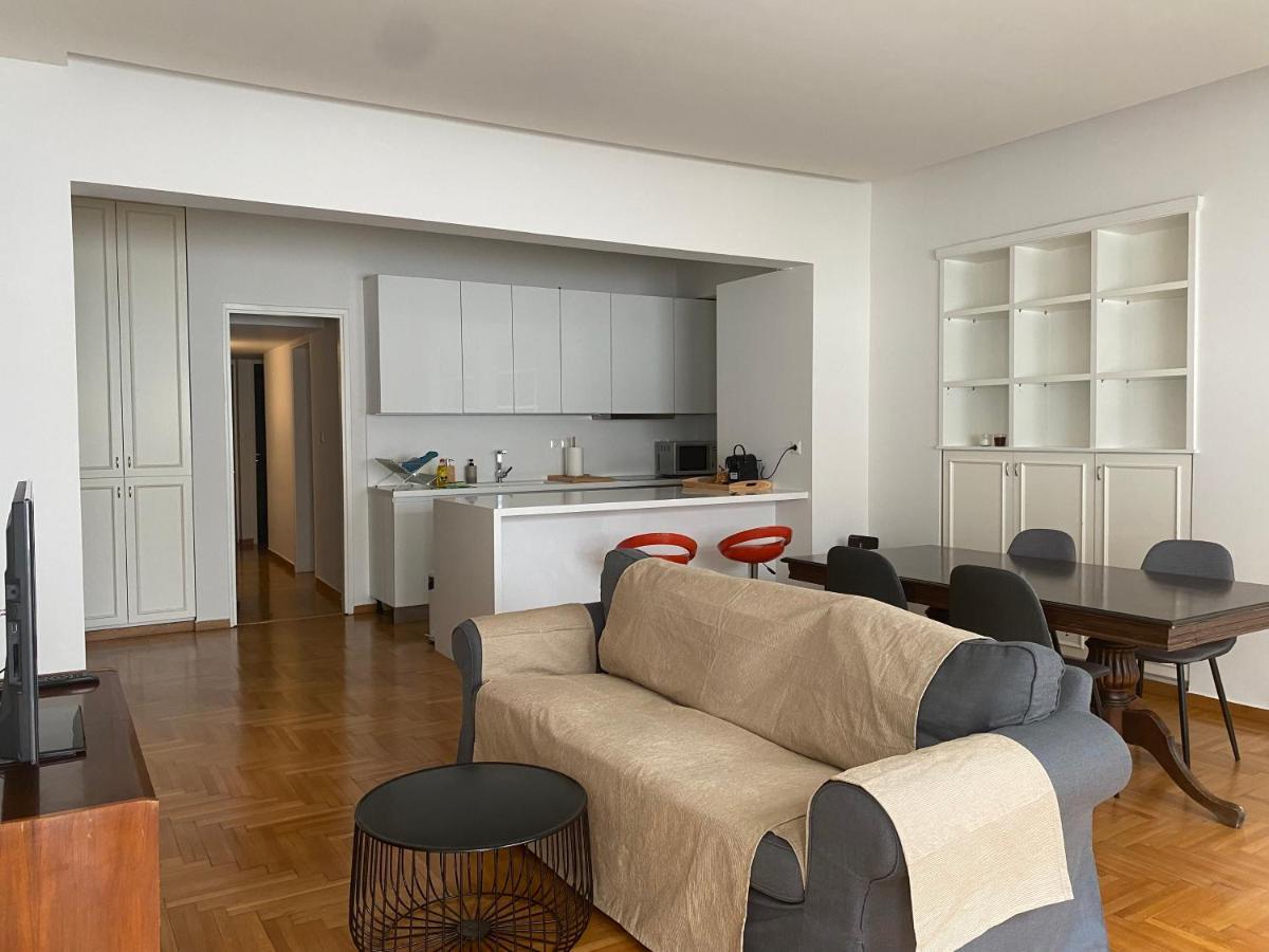 Apartment In Fancy Athenian Neighbourhood ภายนอก รูปภาพ